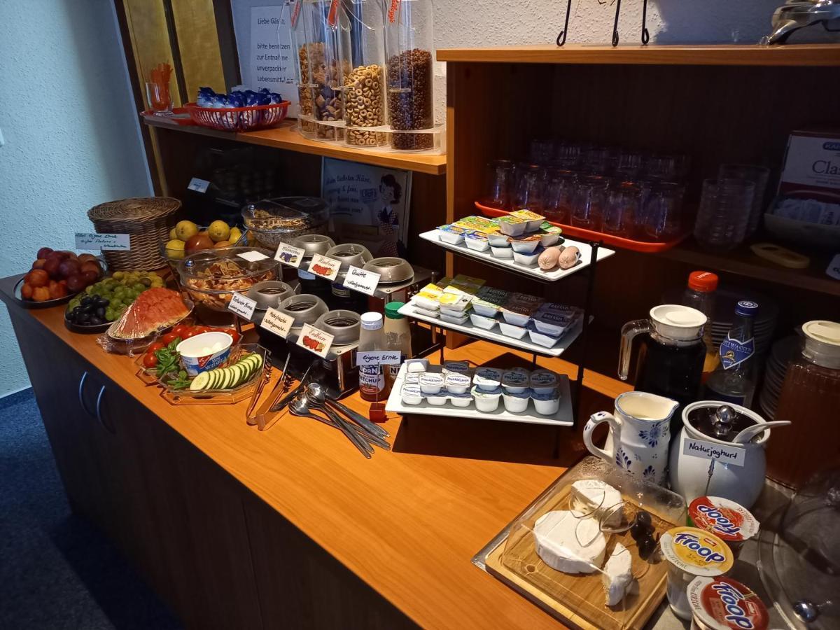 Saalfeld Saale Hotel Am Hohen Schwarm מראה חיצוני תמונה